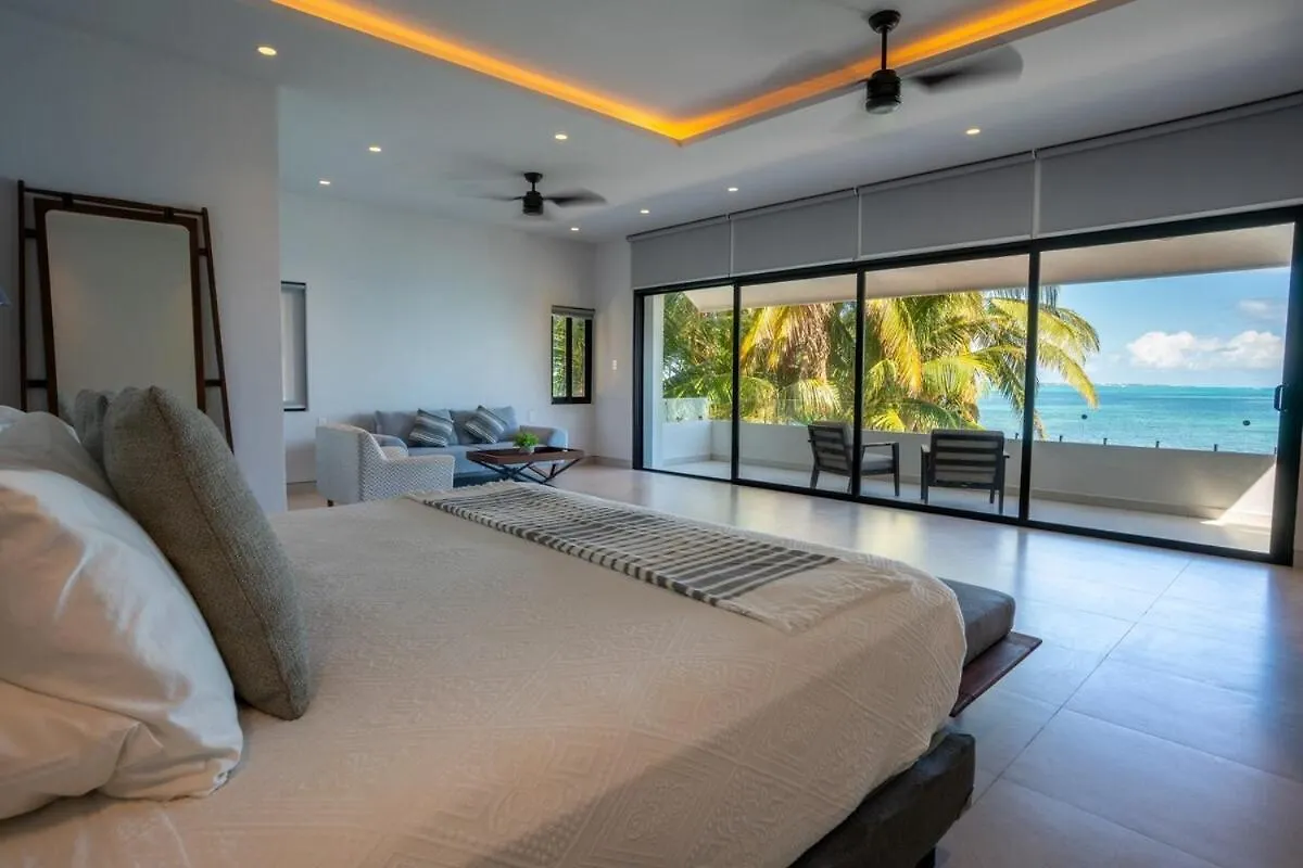 6Br Modern Oceanfront Villa With Large Infinity Pool Cancún 0*,  Mexikó