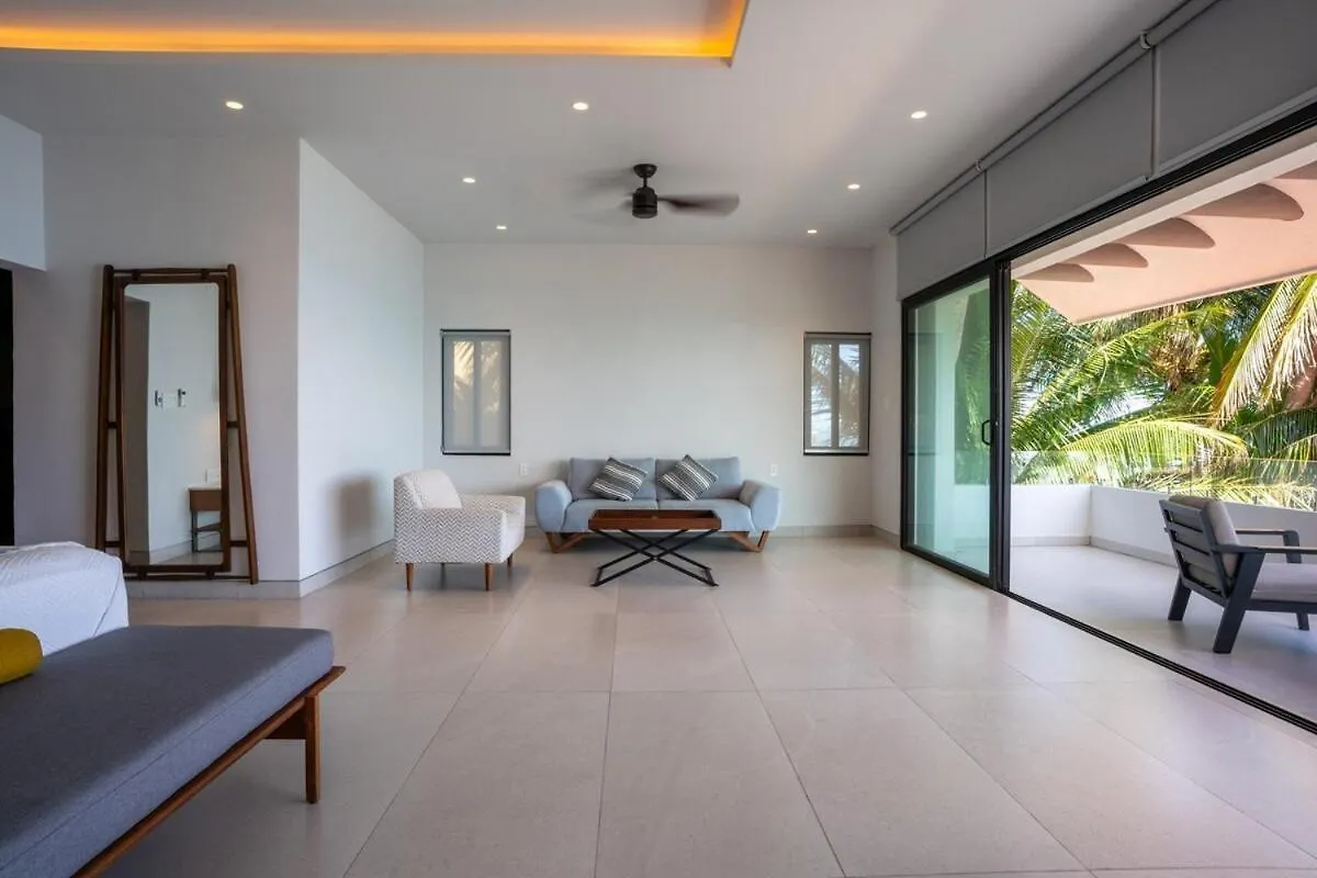 6Br Modern Oceanfront Villa With Large Infinity Pool Cancún