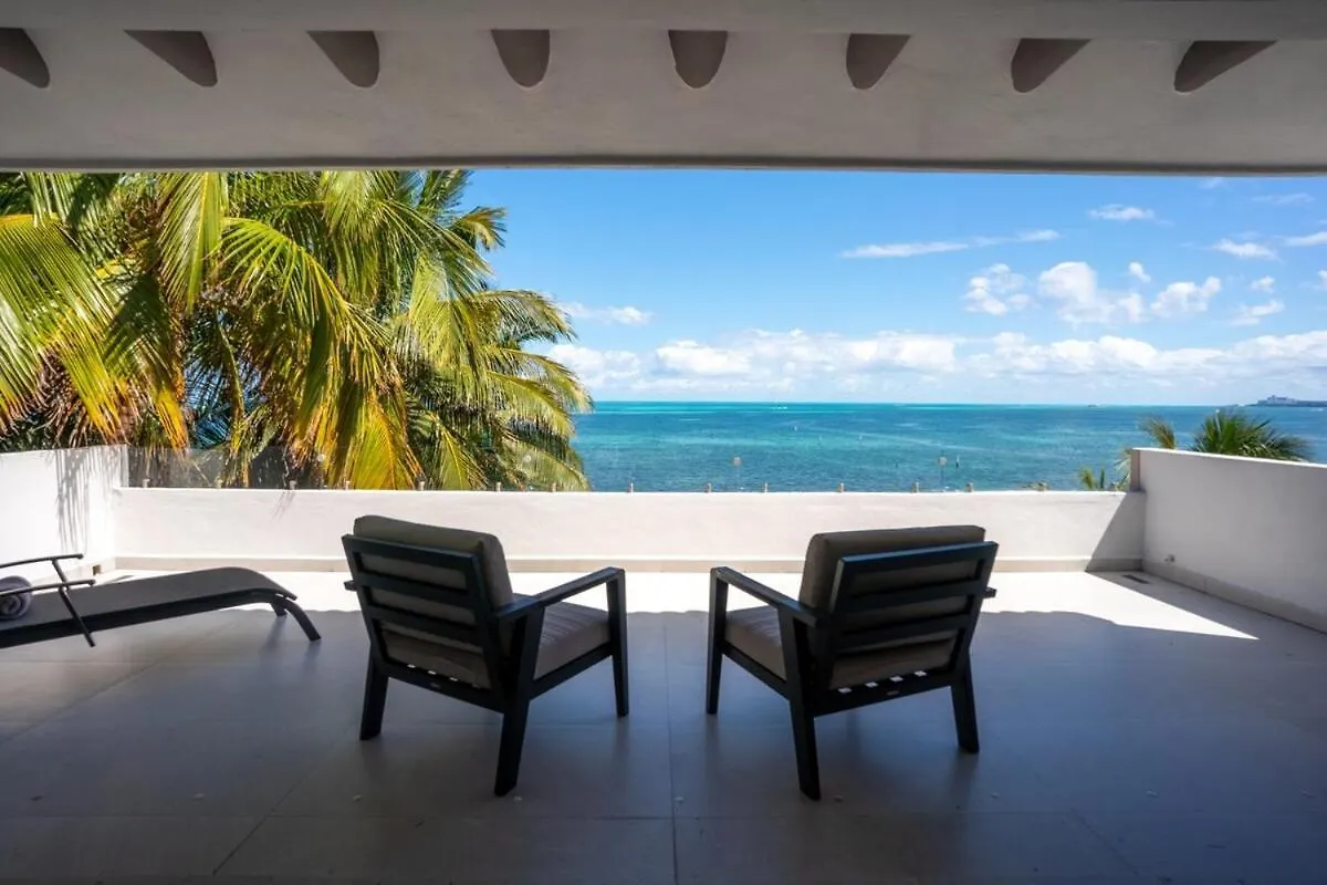 6Br Modern Oceanfront Villa With Infinity Pool Cancún