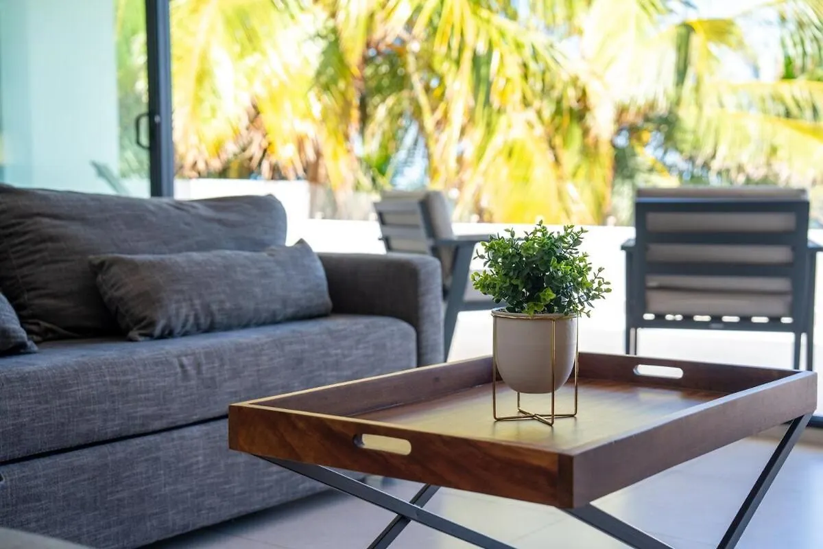 6Br Modern Oceanfront Villa With Infinity Pool Cancun